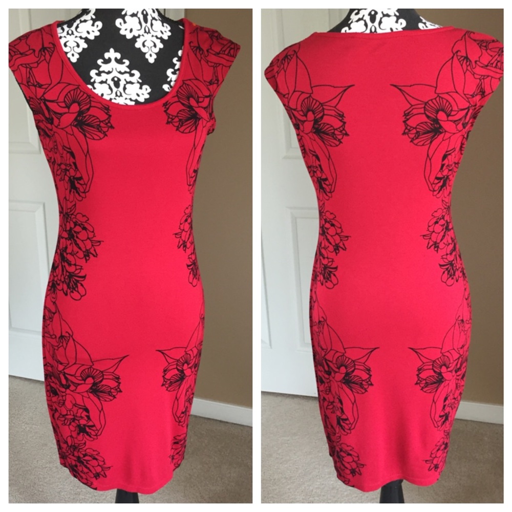 Chelsea & Violet Red Print Dress